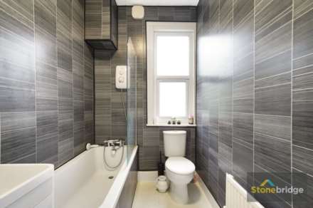 Hatherley Gardens, East Ham, E6 3HG, Image 17