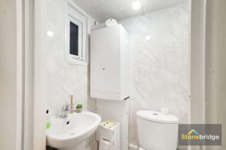 Hatherley Gardens, East Ham, E6 3HG, Image 9