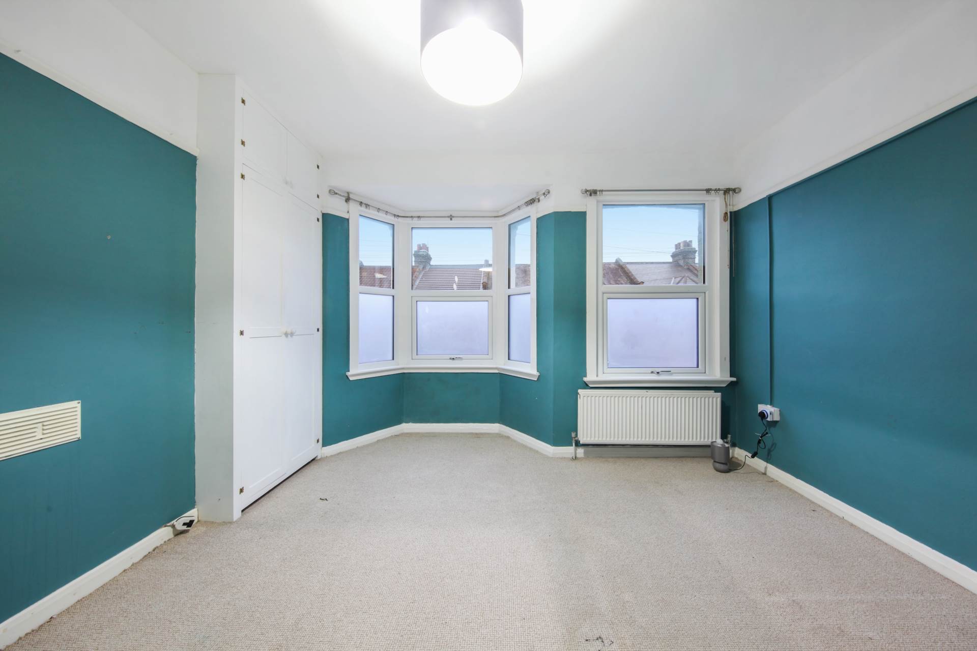 Fourth Avenue, Manor Park, E12 6DB, Image 11