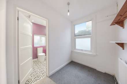 Fourth Avenue, Manor Park, E12 6DB, Image 12