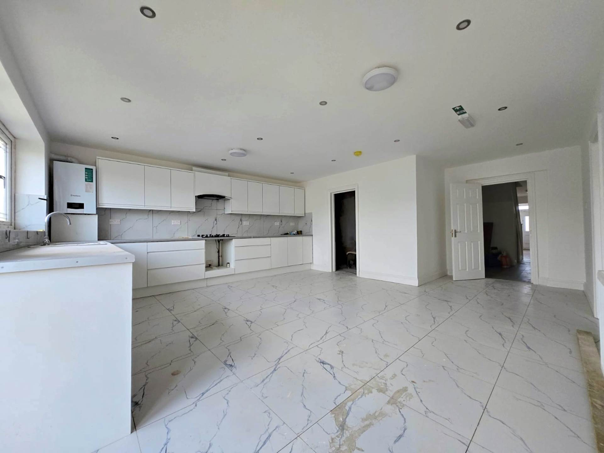 Leyswood Drive, Ilford, IG2 7JE, Image 7