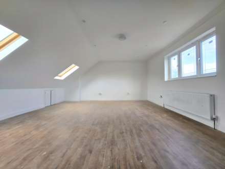 Leyswood Drive, Ilford, IG2 7JE, Image 5