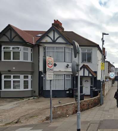Mansfield Road, Ilford, IG1 3BD, Image 1
