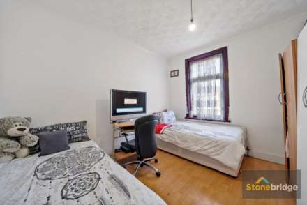 Lawrence Road, East Ham, E6 1JN, Image 12