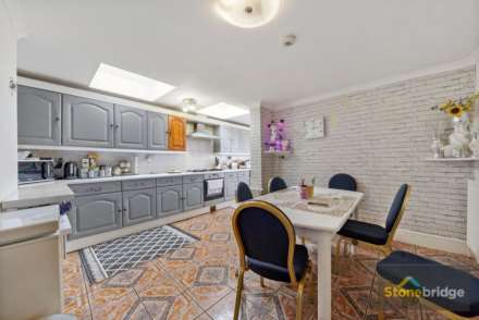 Lawrence Road, East Ham, E6 1JN, Image 5