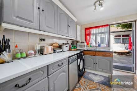 Lawrence Road, East Ham, E6 1JN, Image 7