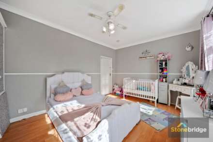 Lawrence Road, East Ham, E6 1JN, Image 9