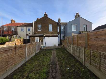 Saxon Road, East Ham, E6 3RZ, Image 10