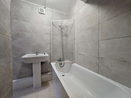 Saxon Road, East Ham, E6 3RZ, Image 8