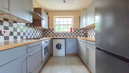 Queensburry Place, London, E12 6UN