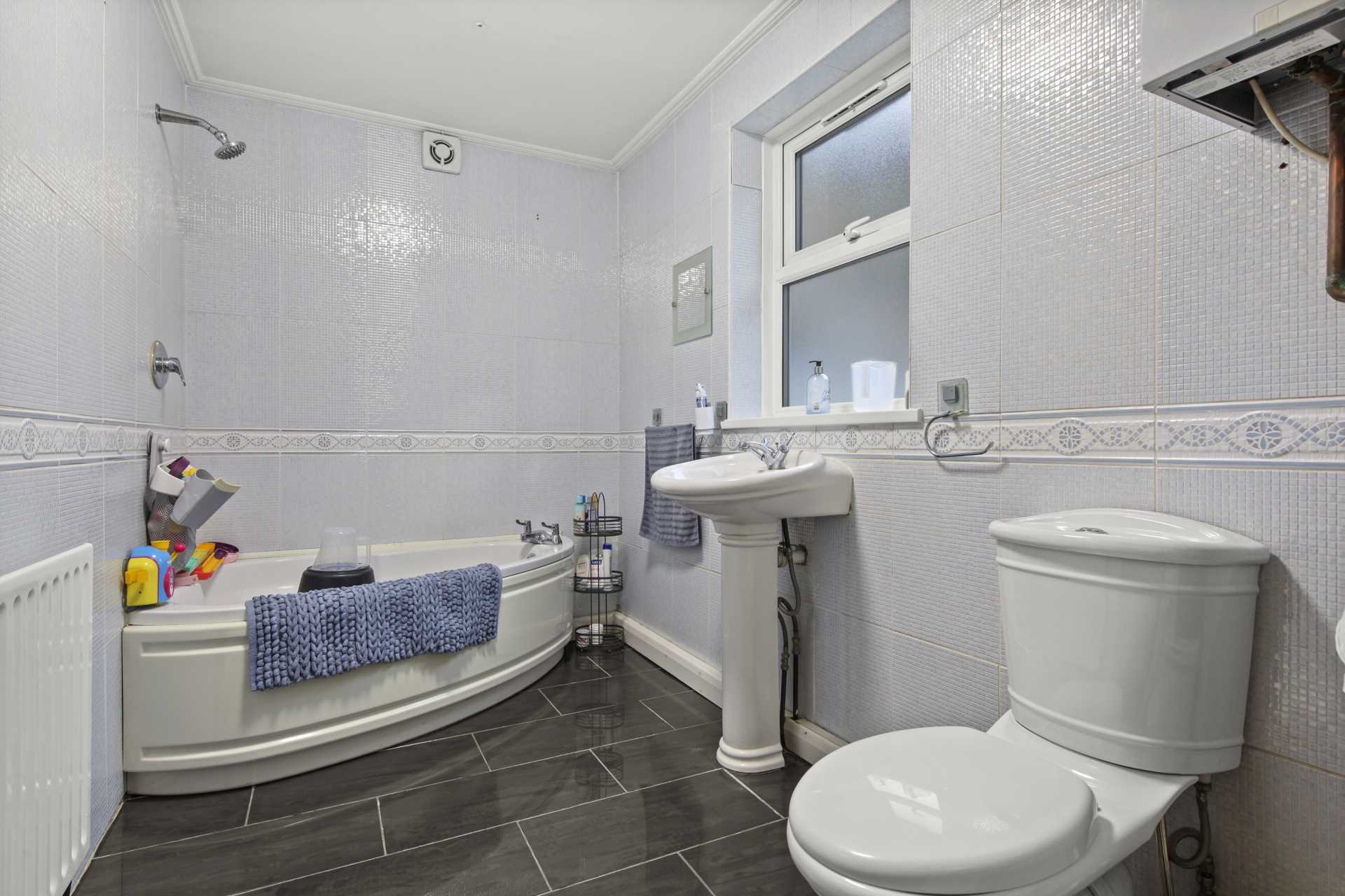 Burghley Road, Leytonstone, E11, Image 13