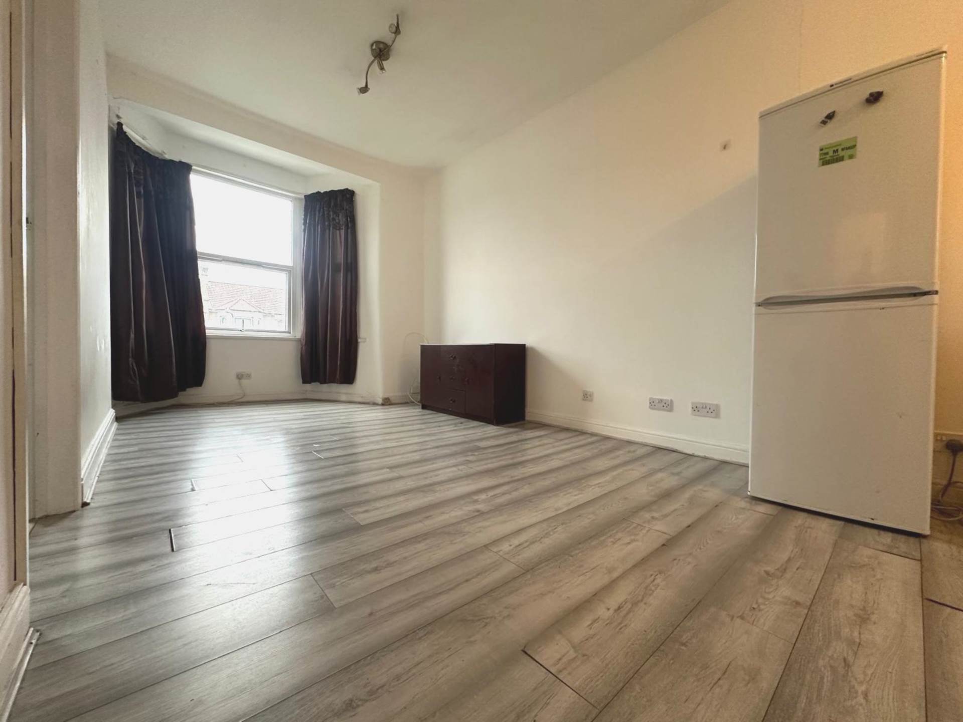 Empress Avenue, Ilford, IG1, Image 1