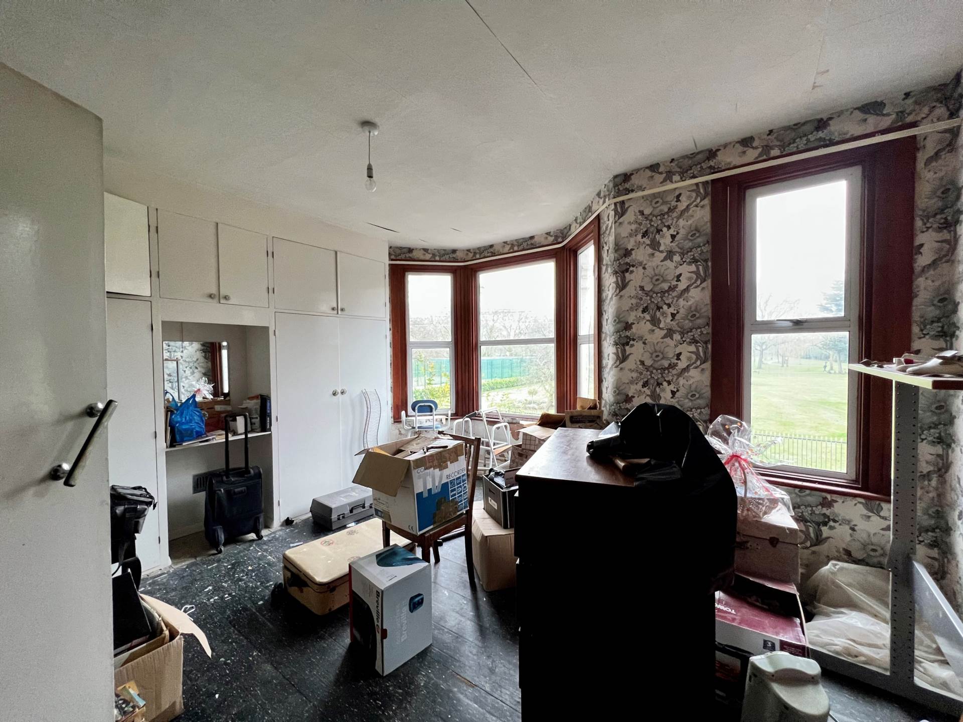 Woodhouse Grove, London, E12 6SR, Image 8