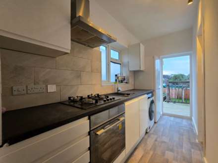 2 Bedroom Flat, Water Lane, Stratford, E15