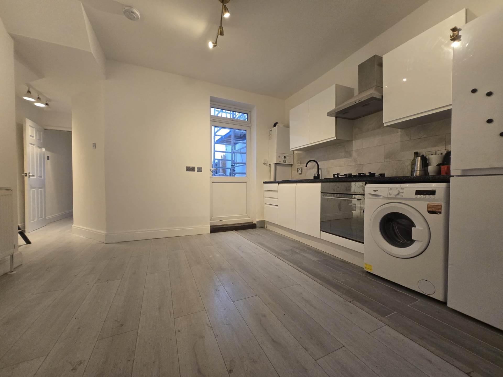 Water Lane, Stratford, E15, Image 4
