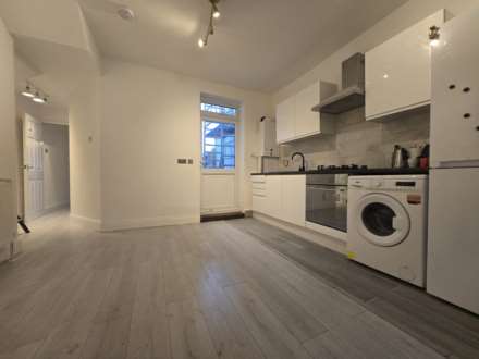 Water Lane, Stratford, E15, Image 4