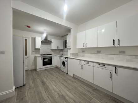 Abbotts Park Road, Leyton, E10, Image 2