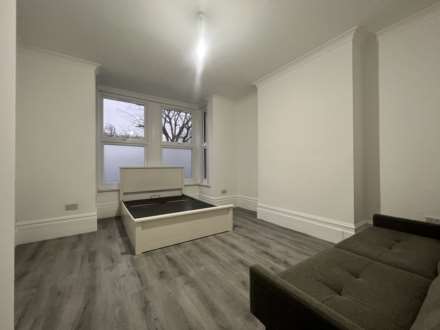 Abbotts Park Road, Leyton, E10, Image 5