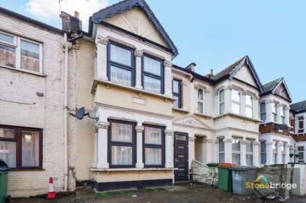 3 Bedroom Terrace, Green Street, Plaistow, E13