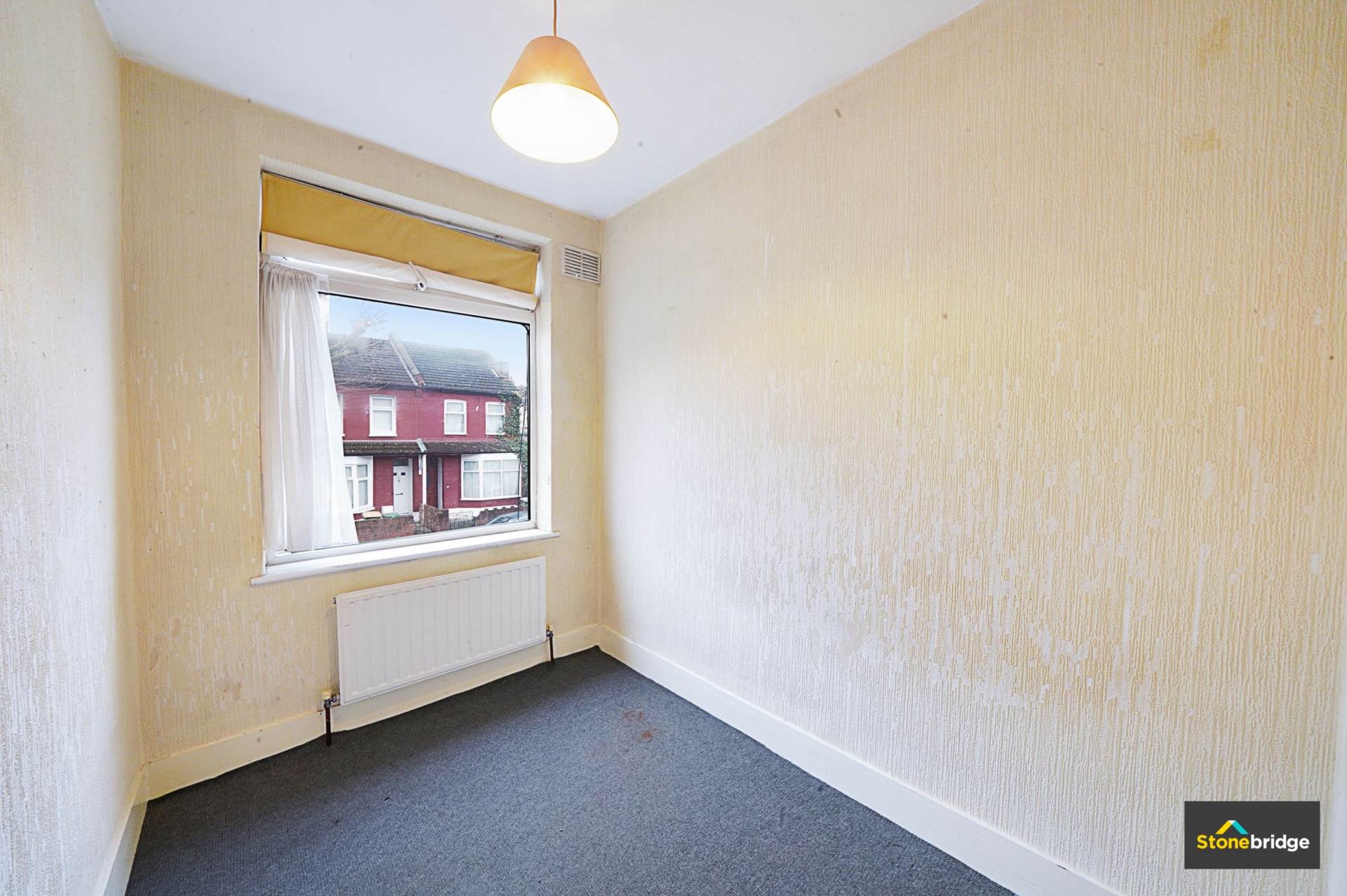 Landseer Avenue, London, E12, Image 12