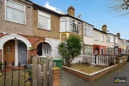 Landseer Avenue, London, E12, Image 1