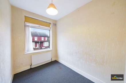 Landseer Avenue, London, E12, Image 12
