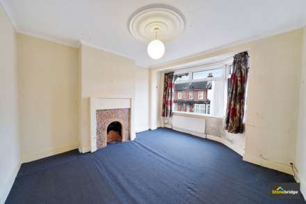 Landseer Avenue, London, E12, Image 2