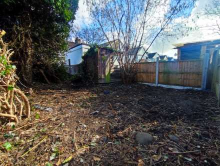 Landseer Avenue, London, E12, Image 9