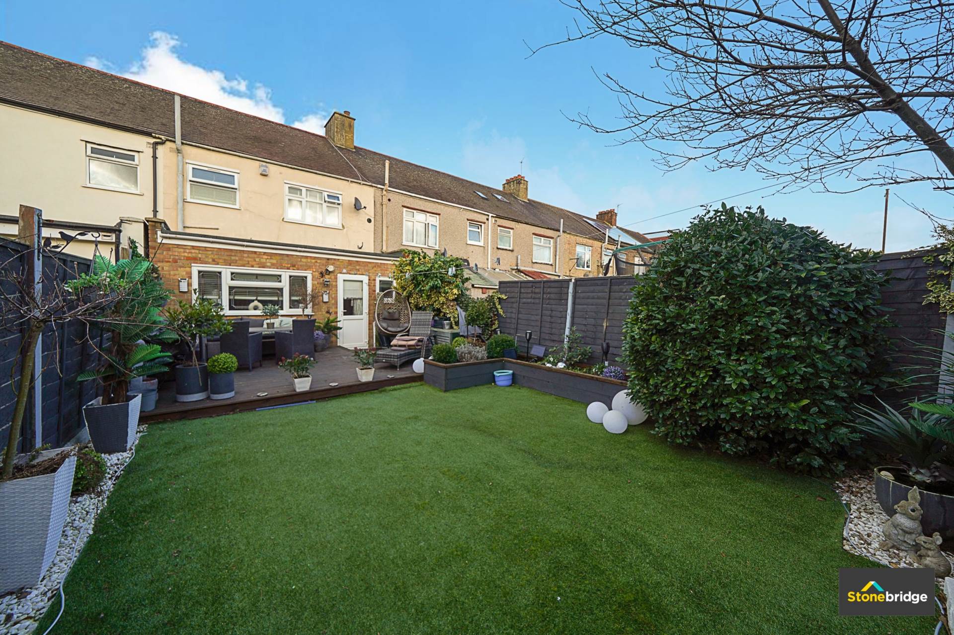 Lonsdale Avenue, Eastham, E6, Image 7