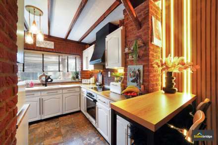 3 Bedroom Terrace, Lonsdale Avenue, Eastham, E6