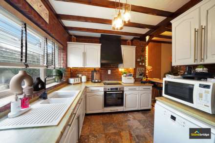 Lonsdale Avenue, Eastham, E6, Image 5