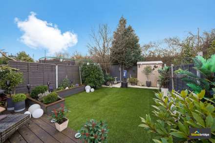 Lonsdale Avenue, Eastham, E6, Image 6
