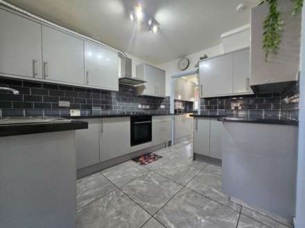 Hood Road, Rainham, RM13, Image 2