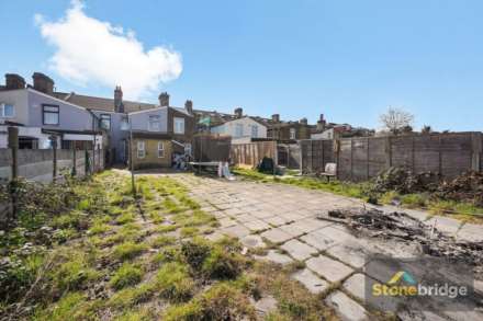 Shelley Avenue, Manor Park, E12 6SP, Image 8