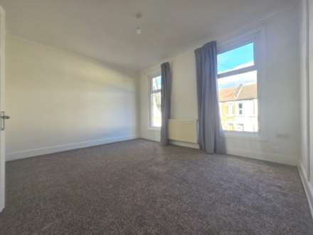 Third Avenue, Manor Park, E12 6DT, Image 4