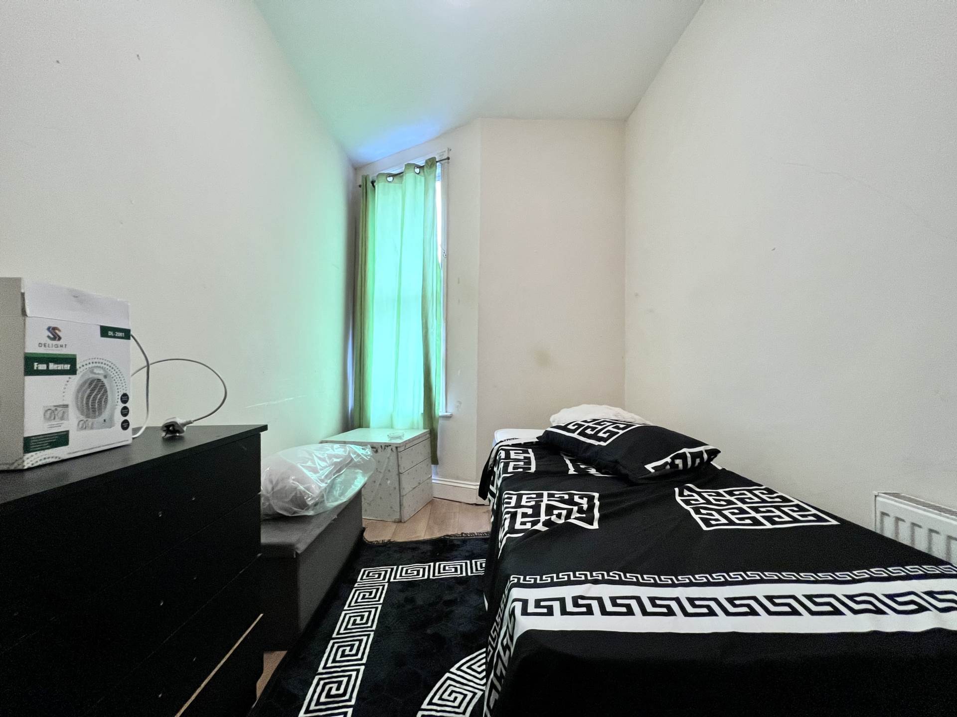 Barking Road, East Ham, E6 3BP, Image 6