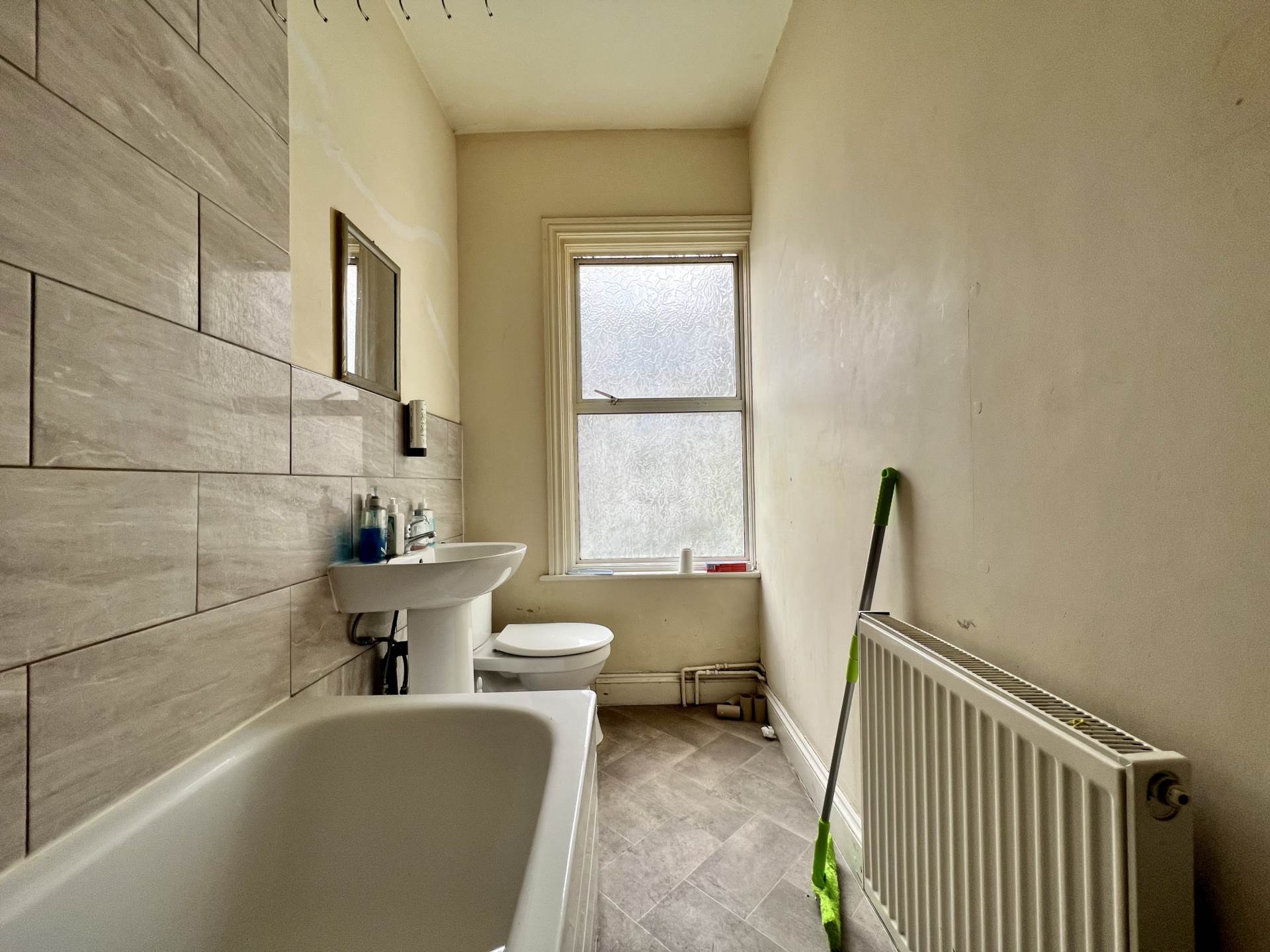 Barking Road, East Ham, E6 3BP, Image 8
