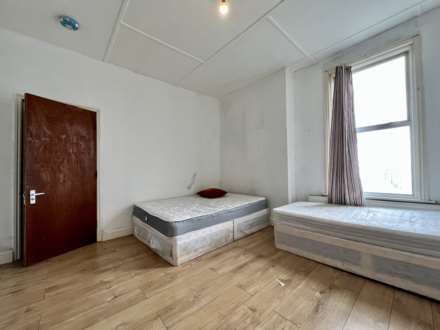 Barking Road, East Ham, E6 3BP, Image 5