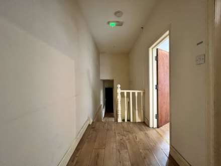Barking Road, East Ham, E6 3BP, Image 7