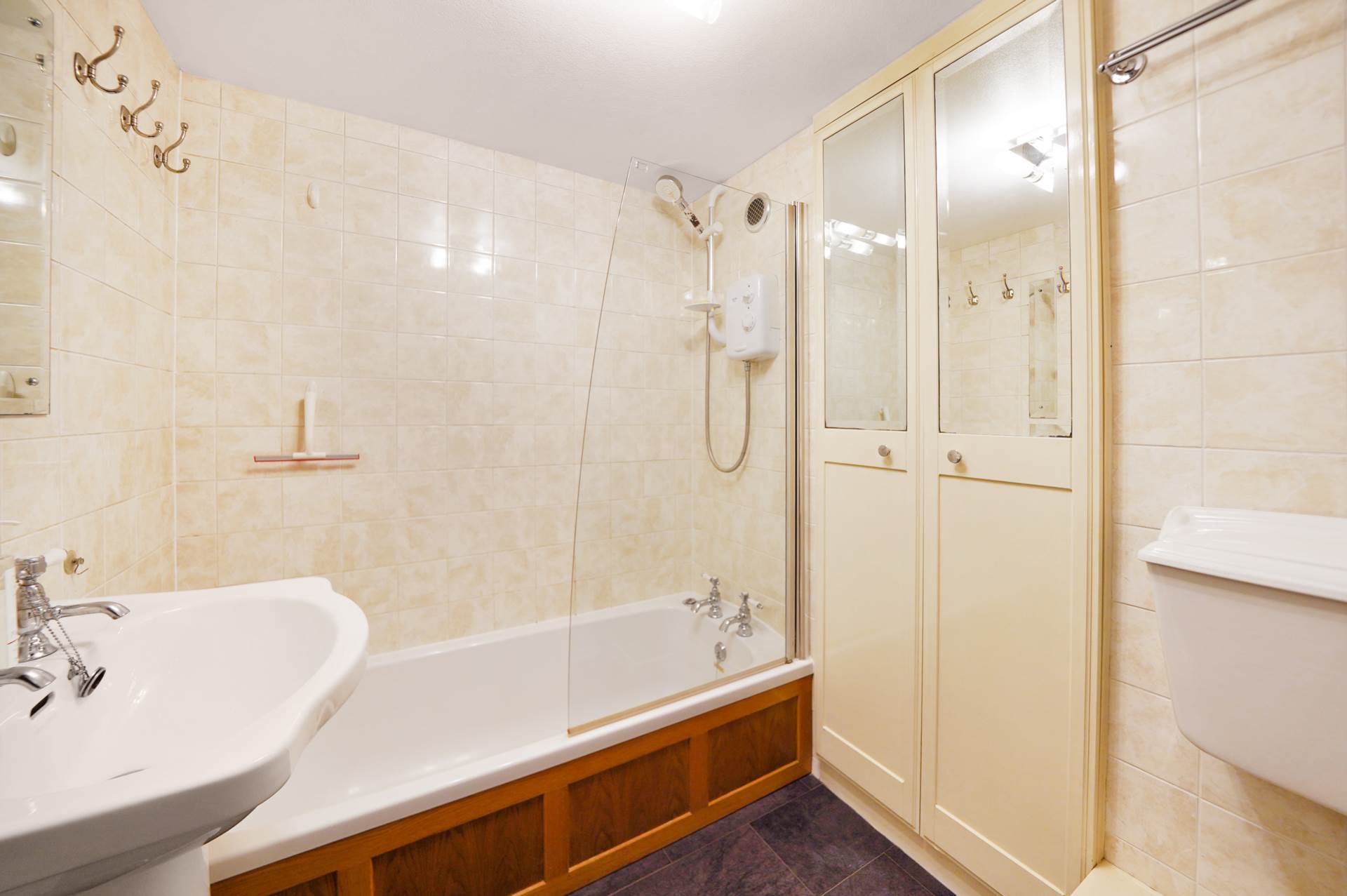 Worcester Road, Manor Park, E12, Image 12