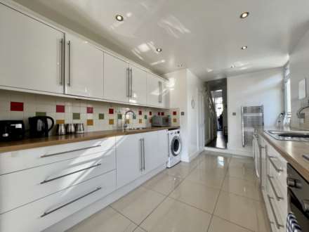 3 Bedroom End Terrace, Malvern Road, Leytonstone, E11
