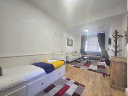 Malvern Road, Leytonstone, E11, Image 4