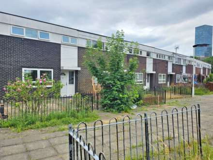 Warren Gardens, Stratford, E15, Image 11