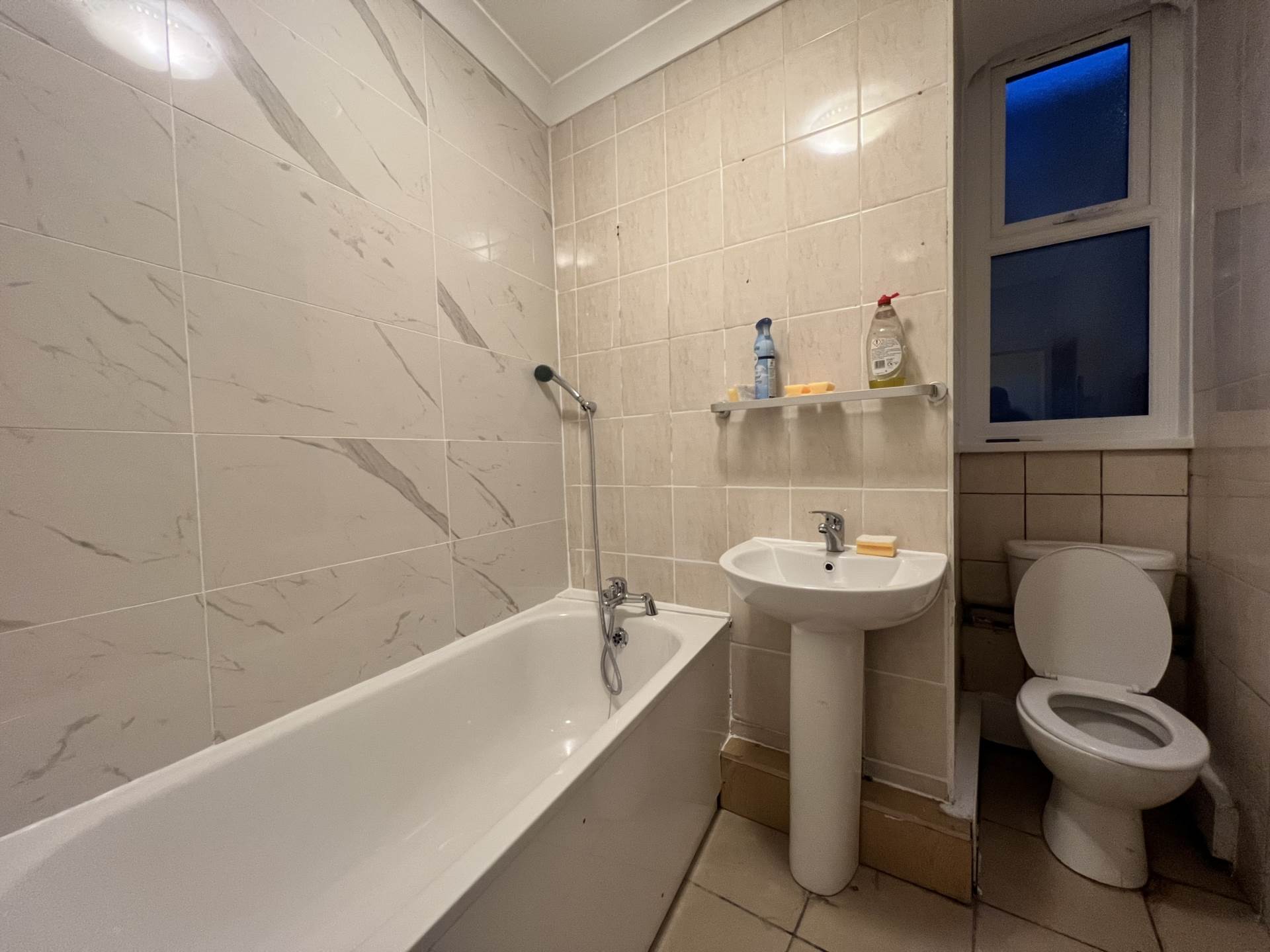 Albert Road, Leyton, E10, Image 6