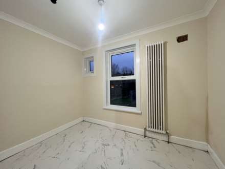 Albert Road, Leyton, E10, Image 4