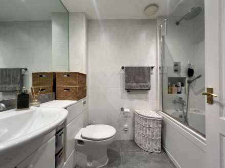 Cranberry Lane, London, E16 4PD, Image 11