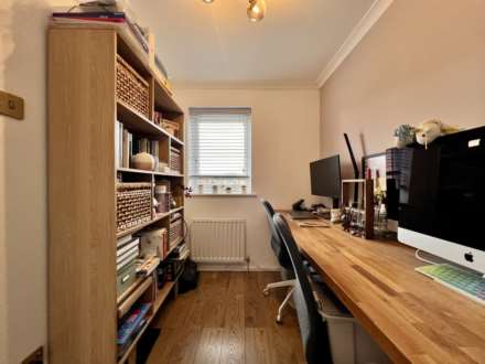 Cranberry Lane, London, E16 4PD, Image 9