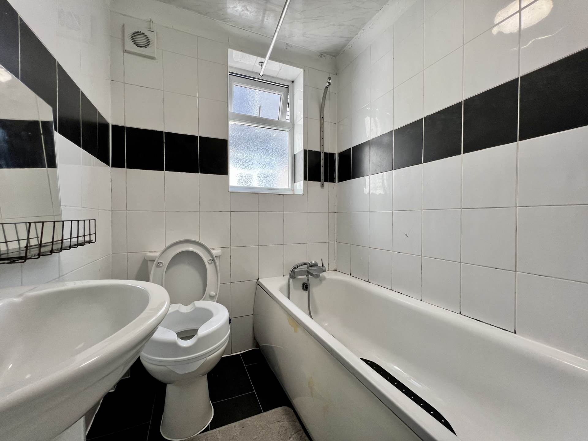 Chestnut Avenue, Forest Gate, E7 0JJ, Image 11