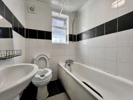 Chestnut Avenue, Forest Gate, E7 0JJ, Image 11