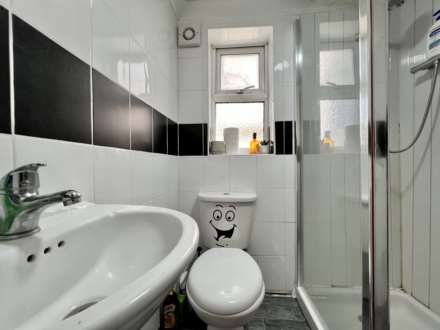 Chestnut Avenue, Forest Gate, E7 0JJ, Image 12